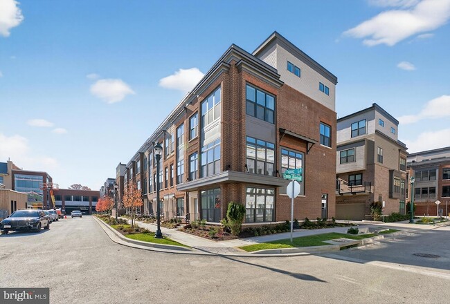 Building Photo - 5506 Topaz Ln