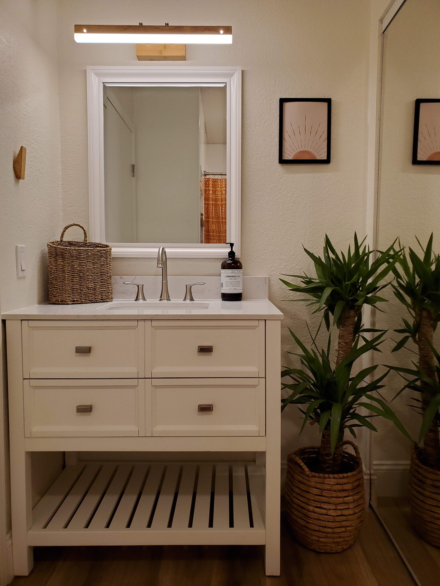 Building Photo - 13724 Ruette Le Parc
