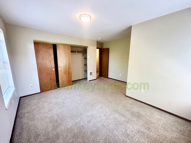 Building Photo - Gorgeous two bedroom in St. John’s!