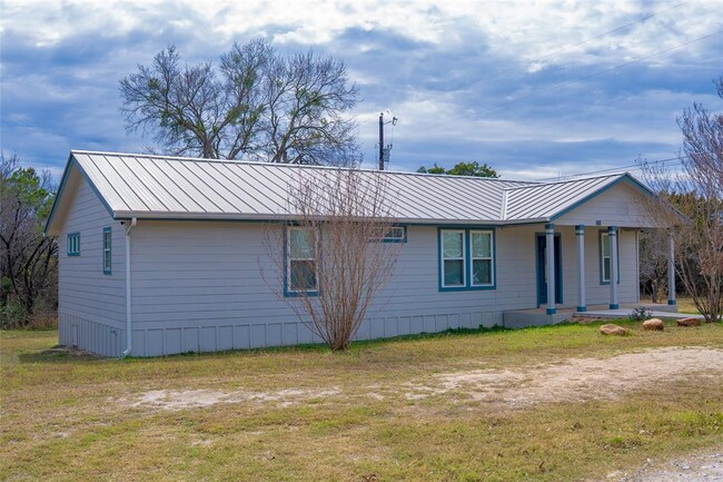 Building Photo - 111 Hillview Ln