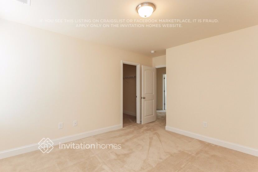 Building Photo - 206 Sassafras Rd