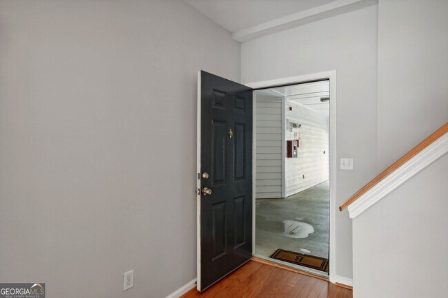 Building Photo - 206 Spring Heights Ln