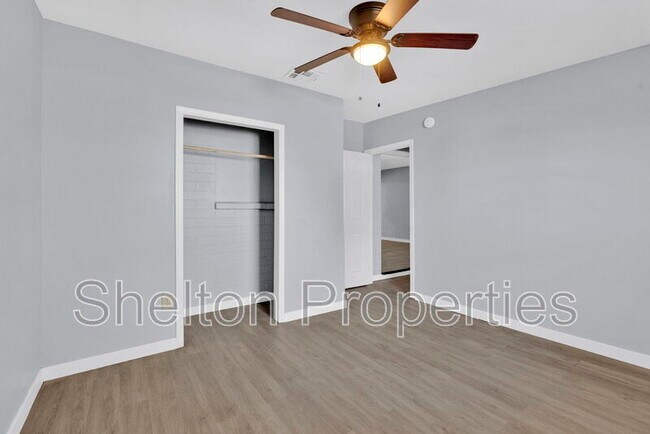 Building Photo - 6022 S 3rd St