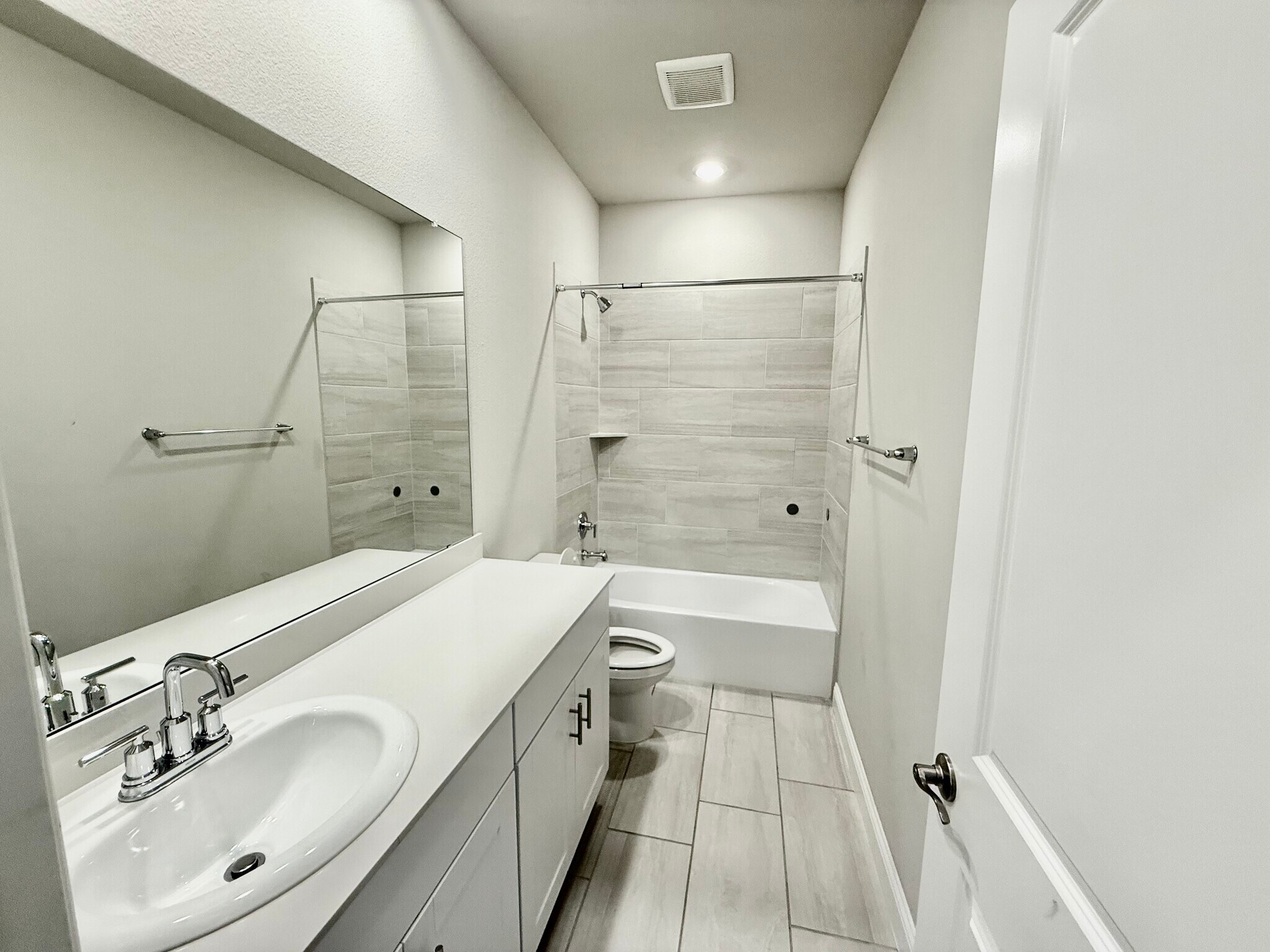 Building Photo - 2358 Aspen Hl Dr