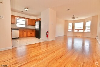 Building Photo - 22 Wakeman Ave