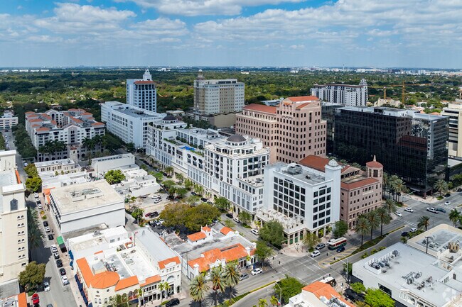 253-257 Giralda Ave - Giralda Place Residences