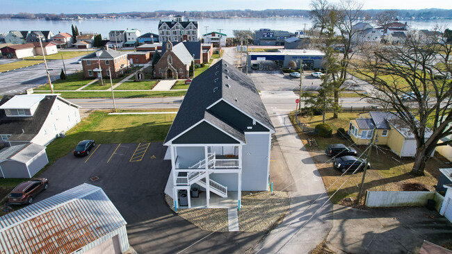 Building Photo - Buckeye Lake 1