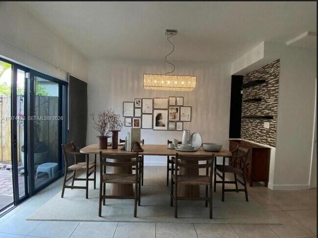 Building Photo - 11543 SW 248th Ln