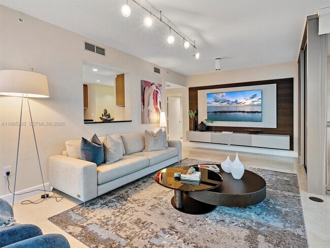 Building Photo - 101 20th St