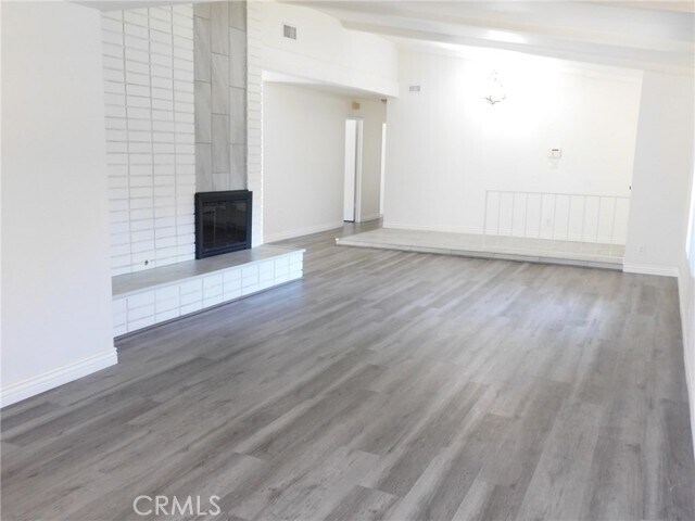 Building Photo - 2346 Sarandi Grande Dr