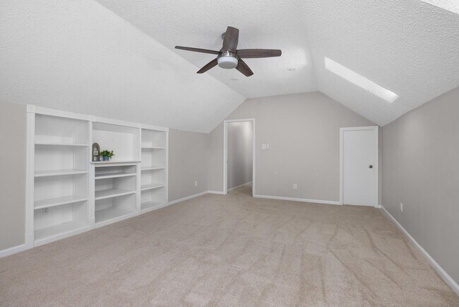 Building Photo - 3075 Stonecrest Cir