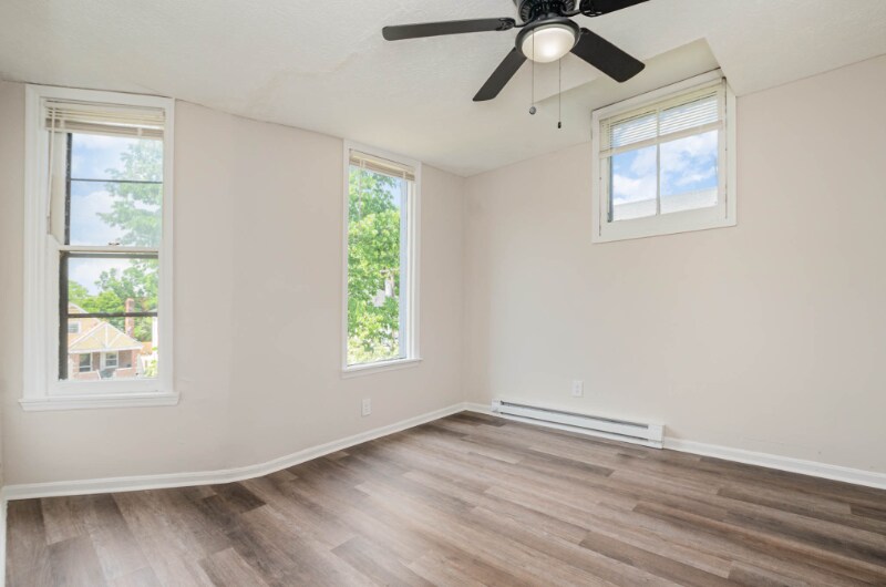 Building Photo - 3030 Cleinview Ave