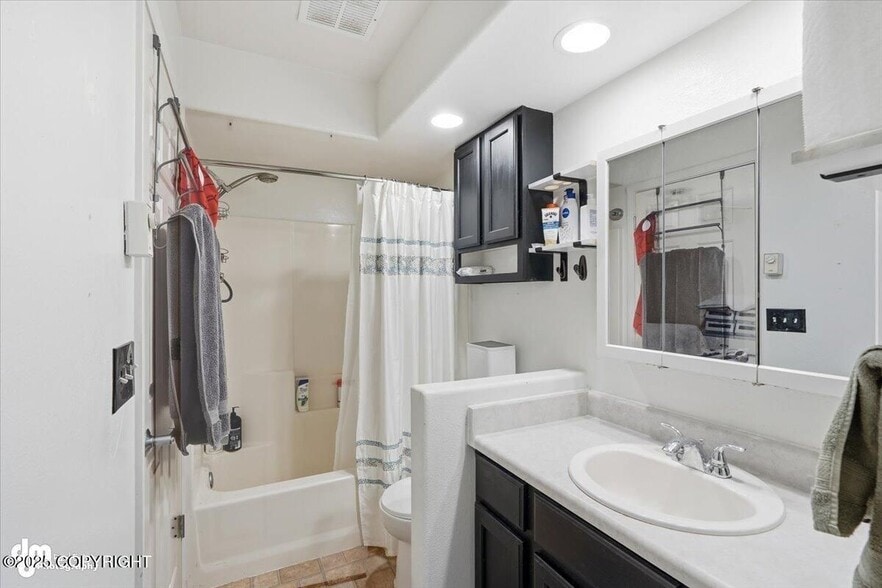Building Photo - 11288 Wood River Way