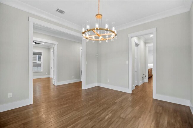 Building Photo - 803 Archer St