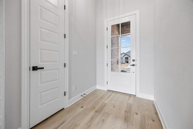 Building Photo - 114 Nandina Path