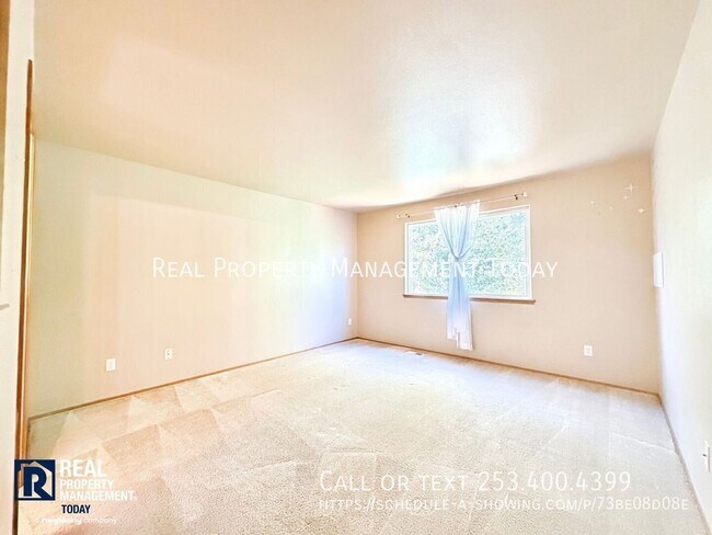 Building Photo - 3305 48th St NE
