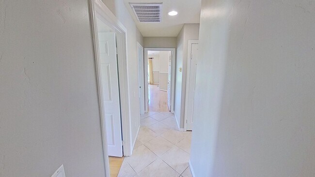 Building Photo - 7759 Jenna Dr