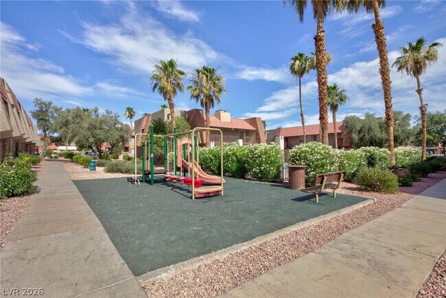 Building Photo - 5240 Indian River Dr