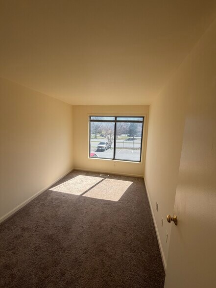 Building Photo - 9709 Docena Dr