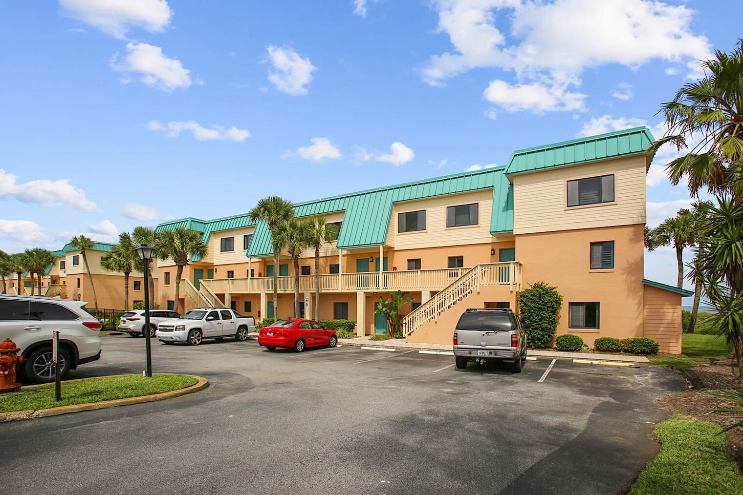 Building Photo - 6100 A1A S