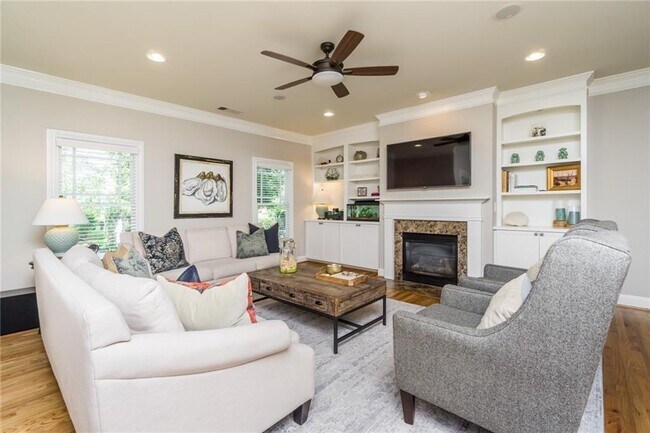 Building Photo - 1677 Barfield Run NW