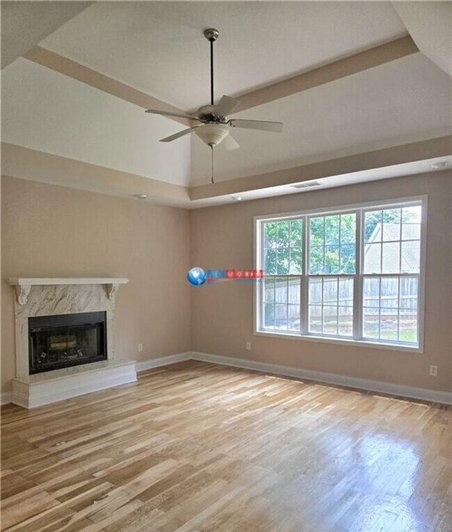 Building Photo - Beautiful 4-bedroom with large bonus room in Gainesville