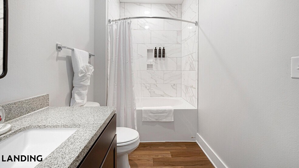 Building Photo - 701 Rahling Rd