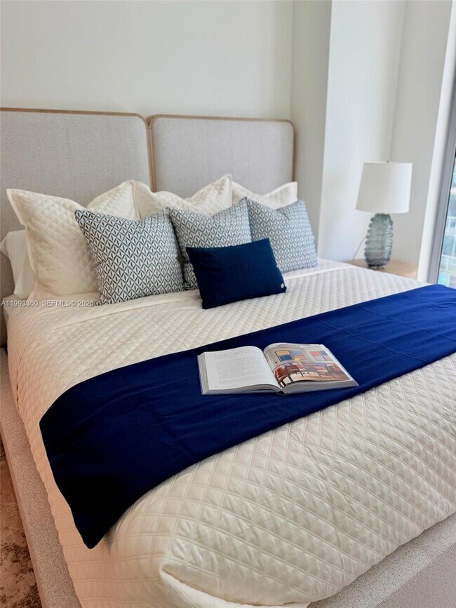 Building Photo - 77 SE 5th St