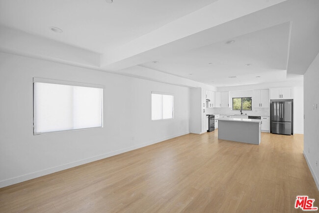 Building Photo - 5826 Craner Ave