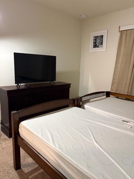 Building Photo - 4760 Crested Eagle Ln