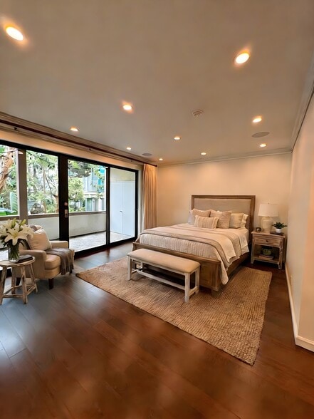 Master Bedroom - 11939 Gorham Ave