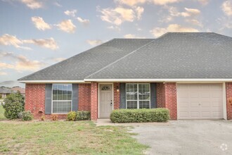 Building Photo - 12422/12424 CR 499