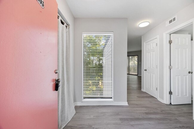 Building Photo - Fully Renovated 2BR/2BA Condo for Rent – P...