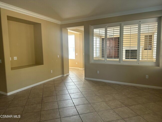 Building Photo - 3073 Heavenly Ridge St