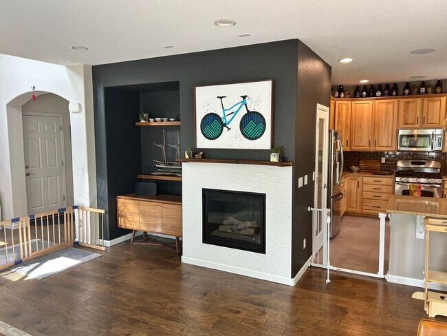 Building Photo - Incredible 4-bedroom Family Home with Fine Finishes and Private Spaces