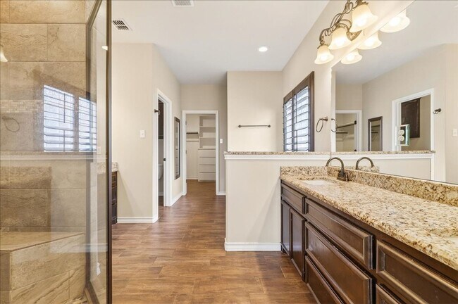 Building Photo - 2417 Badlands Dr