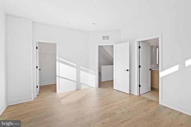 Building Photo - 5502 Topaz Ln