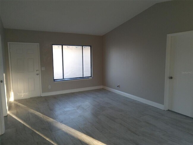 Building Photo - 376 Providence Blvd