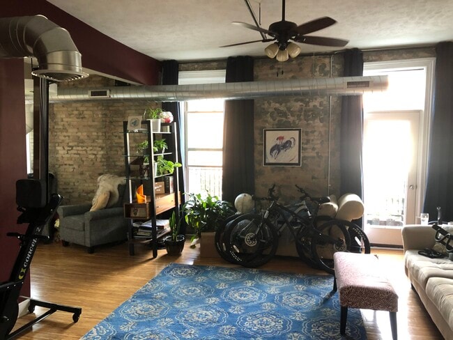 Building Photo - 56 Monroe Center St NW