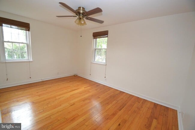 Building Photo - 3546 S Utah St