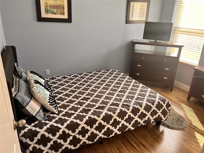 Building Photo - 9017 Paolos Pl