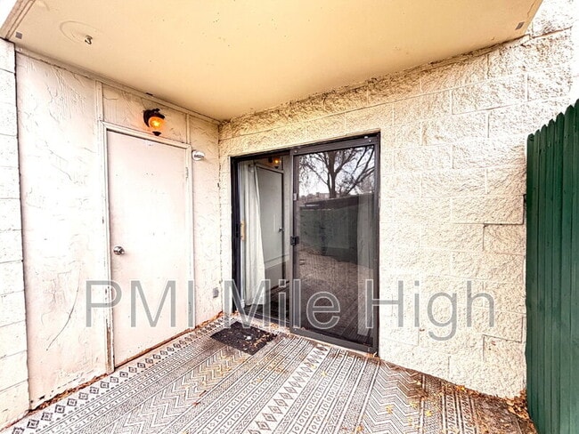 Building Photo - 7770 W 38th Ave