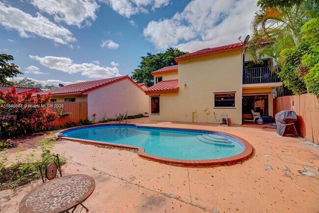 Building Photo - 9953 SW 147th Ct