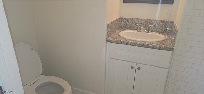 Building Photo - 840 Elderberry St