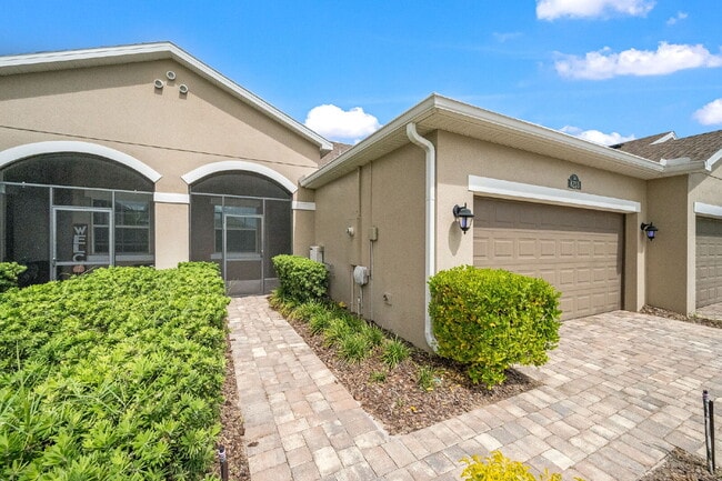 Primary Photo - 3 bedroom Loren Cove Unit with Access to A...