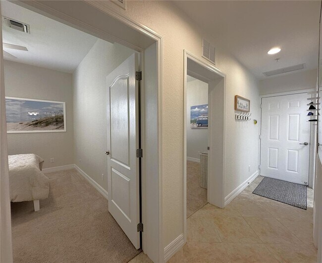 Building Photo - 14073 Black Beauty Dr