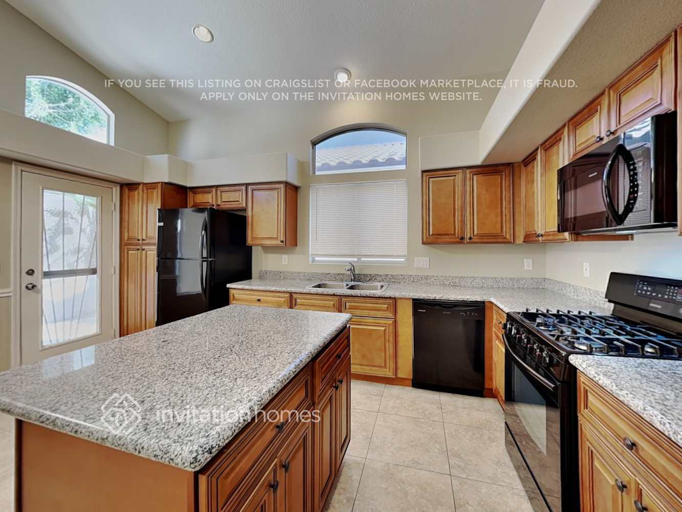 Building Photo - 4922 W Behrend Dr