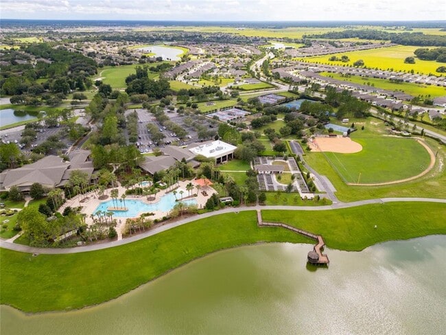 Building Photo - 6176 SW 93rd Ave