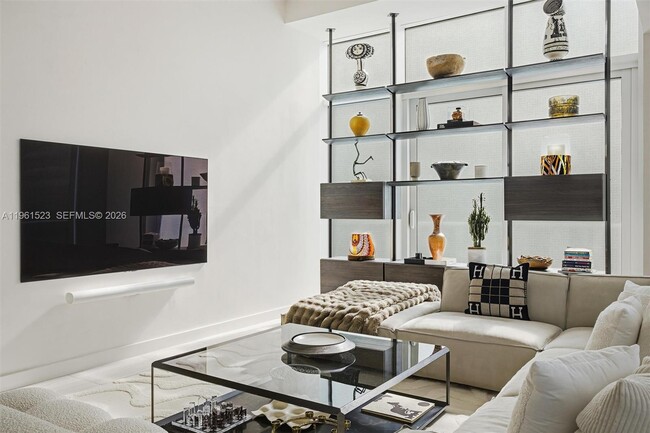 Building Photo - 4701 Meridian Ave