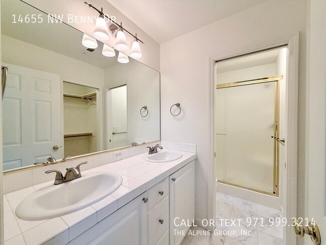 Building Photo - 14655 NW Benny Dr